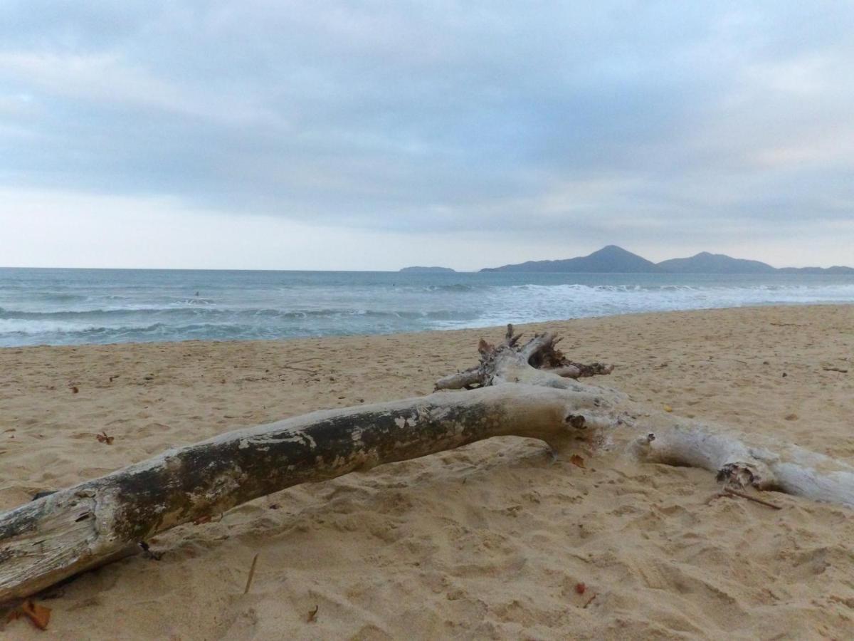 Suite Som Do Mar Da Vermelha Do Centro Ubatuba Ngoại thất bức ảnh